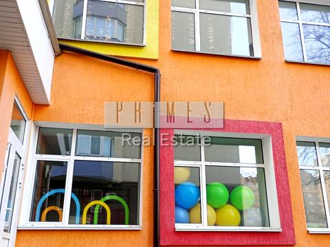 комерційна за адресою Київ, Борщагівська вул., 204