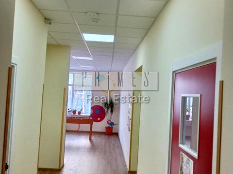 комерційна за адресою Київ, Борщагівська вул., 204