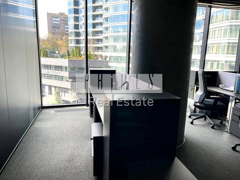 комерційна за адресою Київ, Болсуновська вул. (Сергія Струтинського), 2