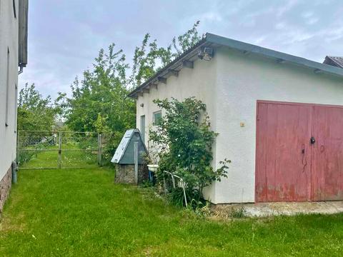 дом по адресу с. Куровичи, поштова