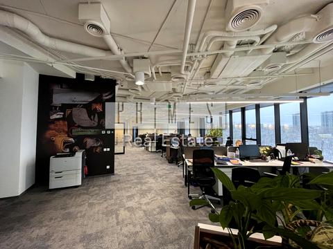 комерційна за адресою Київ, Болсуновська вул. (Сергія Струтинського), 2