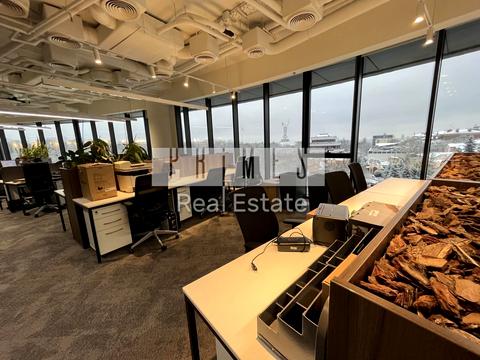 комерційна за адресою Київ, Болсуновська вул. (Сергія Струтинського), 2