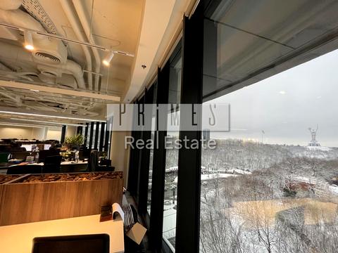 комерційна за адресою Київ, Болсуновська вул. (Сергія Струтинського), 2