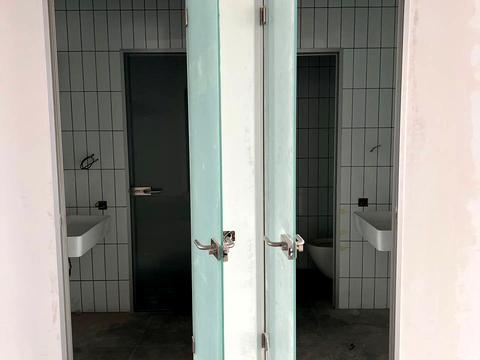 комерційна за адресою Антоновича вул. (Горького), 118