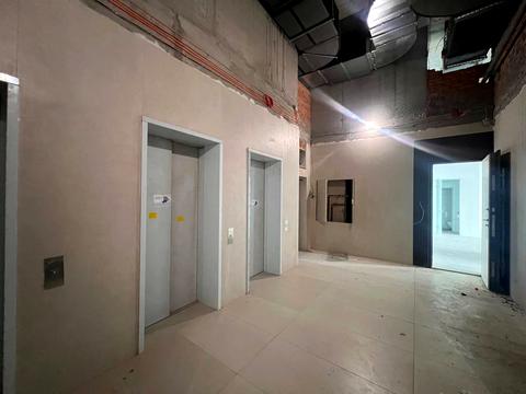 комерційна за адресою Антоновича вул. (Горького), 118