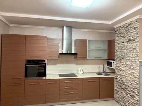 квартира за адресою Ревуцького вул., 9