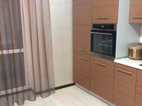 квартира за адресою Ревуцького вул., 9