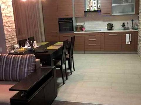 квартира за адресою Ревуцького вул., 9