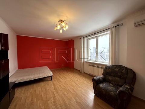 квартира за адресою Миколи Руденка бульв. (Кольцова), 14-К