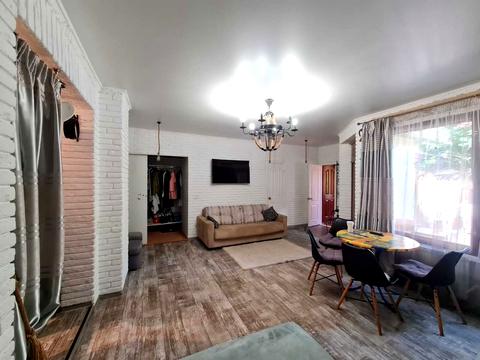 будинок за адресою 1 лінія вул.