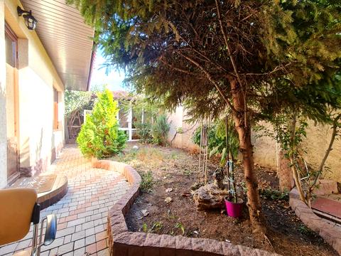 будинок за адресою 1 лінія вул.