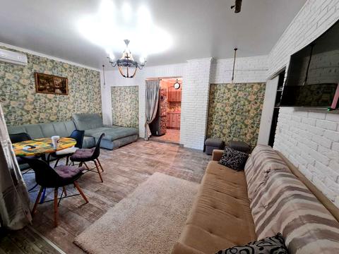 будинок за адресою 1 лінія вул.