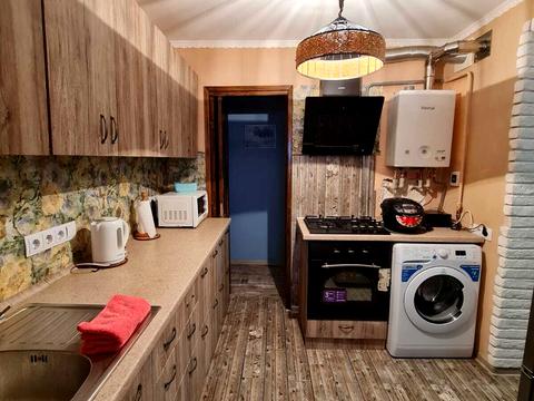 будинок за адресою 1 лінія вул.