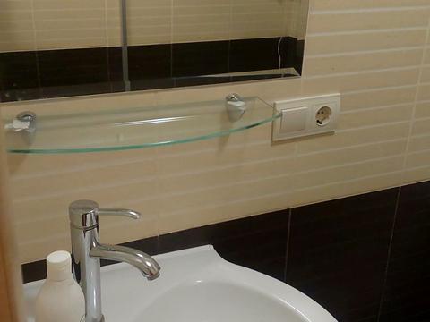 комерційна за адресою Борщагівська вул., 152-А