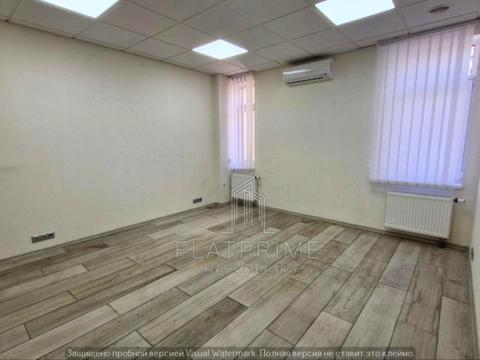 коммерческая по адресу Ивана Франко ул., 15