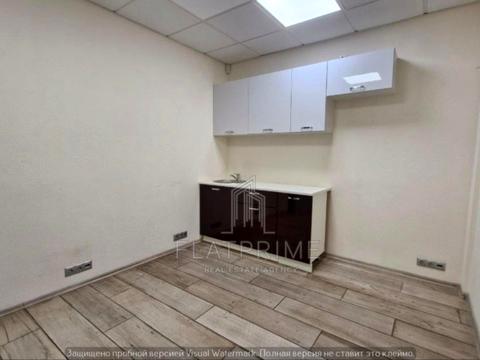 коммерческая по адресу Ивана Франко ул., 15