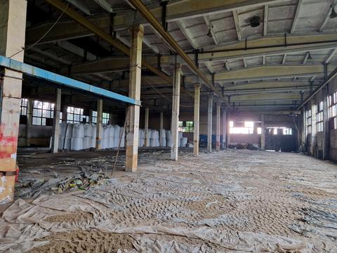 комерційна за адресою Миру, 20