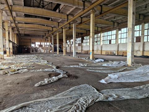 комерційна за адресою Миру, 20