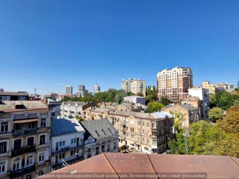 коммерческая по адресу Ивана Франко ул., 15