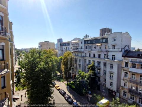 коммерческая по адресу Ивана Франко ул., 15