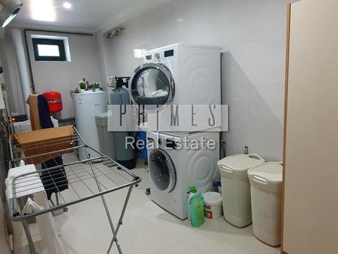 будинок за адресою Амосова вул.