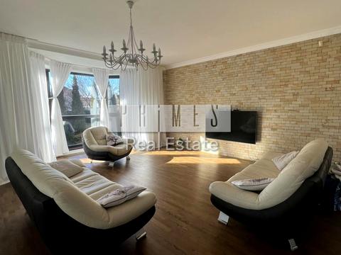 будинок за адресою Амосова вул.