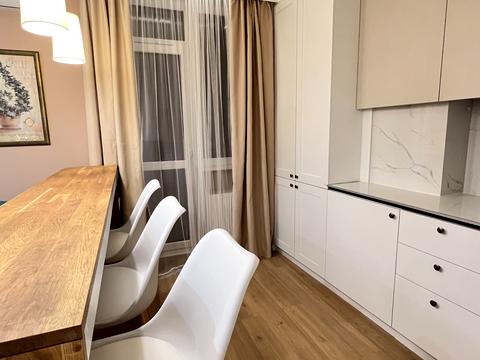 квартира за адресою Богдана Хмельницького вул., 76