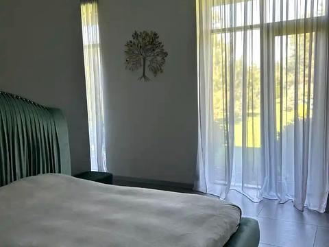 будинок за адресою Кленова