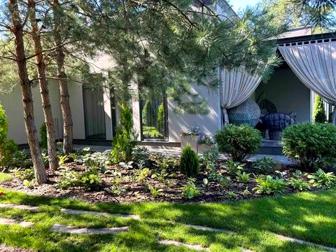 будинок за адресою Кленова