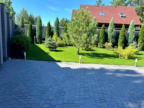 будинок за адресою Кленова