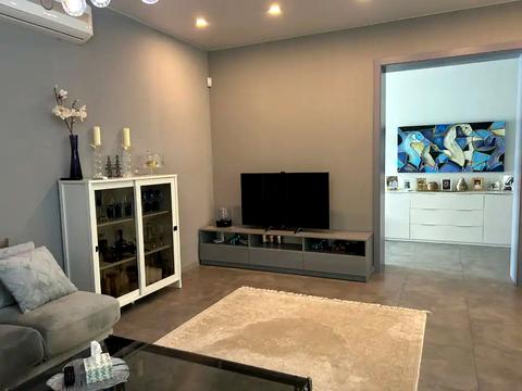 будинок за адресою Кленова