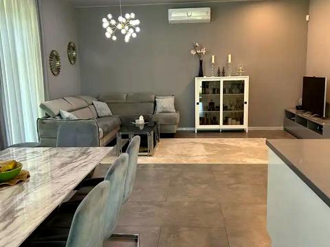 будинок за адресою Кленова