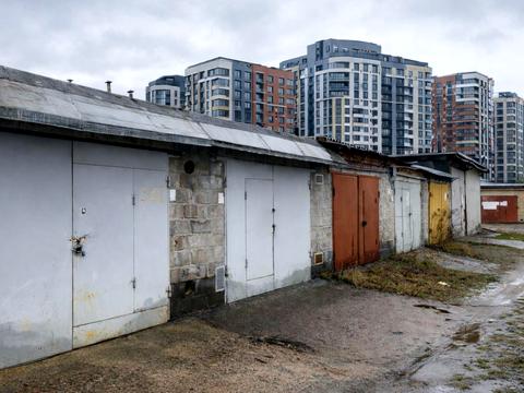 паркомісце за адресою Туполєва академіка вул., 2к18