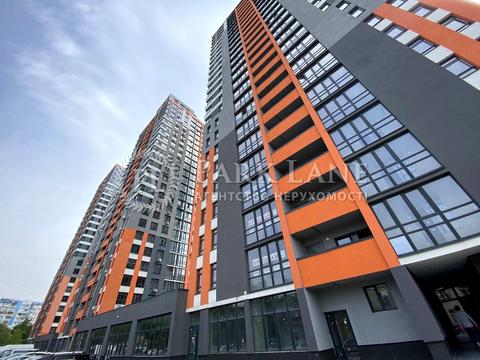 квартира за адресою Миколи Гулака вул., 4