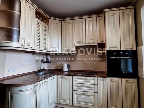 квартира за адресою Лариси Руденко вул., 10-В