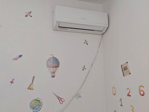 комерційна за адресою Андрія Сахарова вул., 10-Б