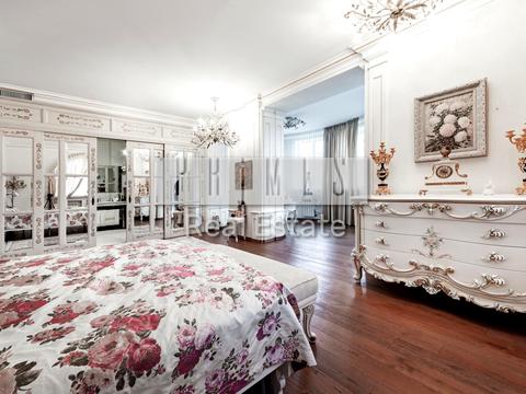 будинок за адресою Жовтнева вул.