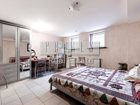 будинок за адресою Жовтнева вул.