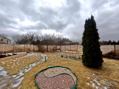 будинок за адресою смт. Мала Данилівка, Ювілейна вул.