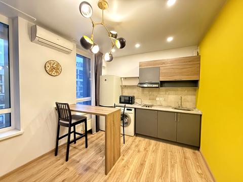 квартира за адресою Салютна вул., 2к3