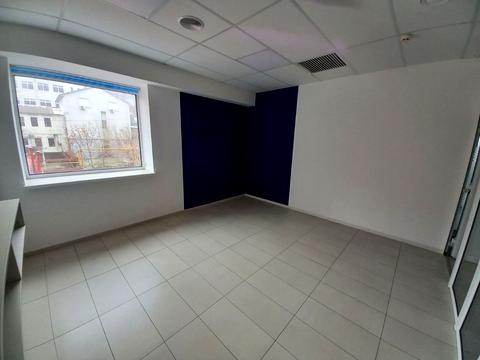 комерційна за адресою Шевченка вул., 2