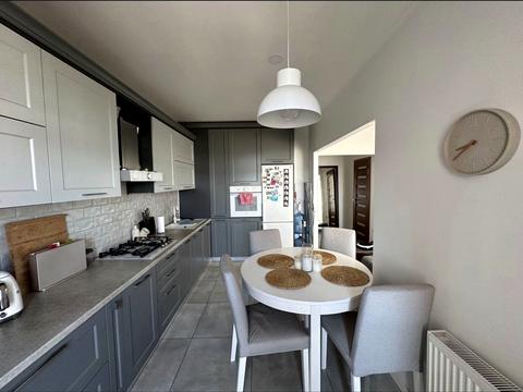 квартира за адресою Гетьмана Івана Мазепи вул. (Топольна), 1