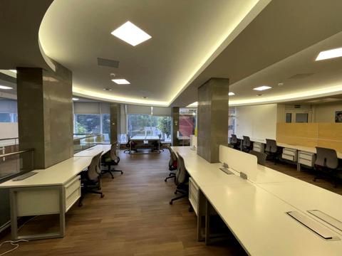 коммерческая по адресу Зверинецкая ул., 47