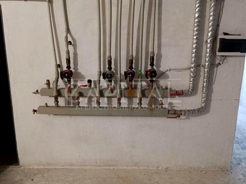 комерційна за адресою Миру вул., 1