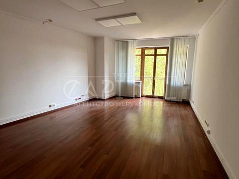 коммерческая по адресу Крутой спуск, 7