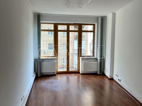 коммерческая по адресу Крутой спуск, 7