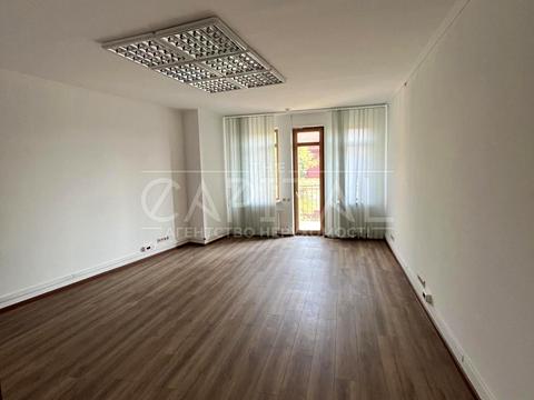 коммерческая по адресу Крутой спуск, 7