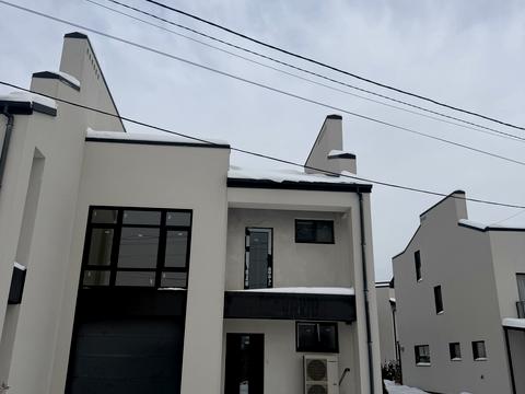 будинок за адресою Петра Сагайдачного вул.