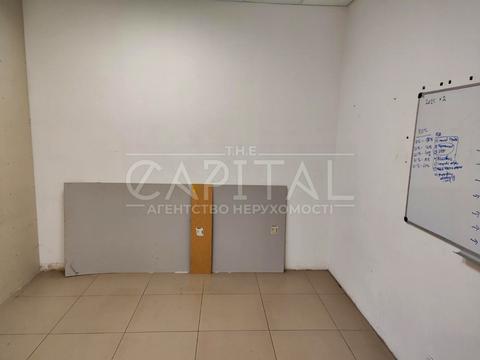 коммерческая по адресу Степана Бандеры просп. (Московський), 8