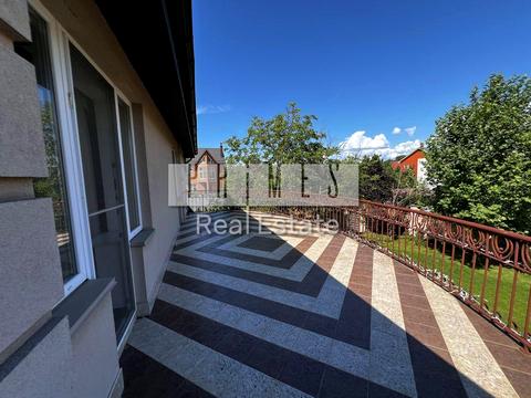 будинок за адресою Богатирська вул.